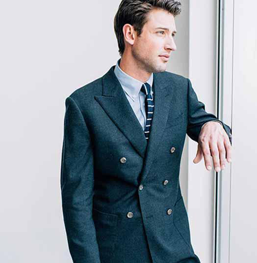 suit model2 - راهنمای کامل انتخاب کت و شلوار مردانه