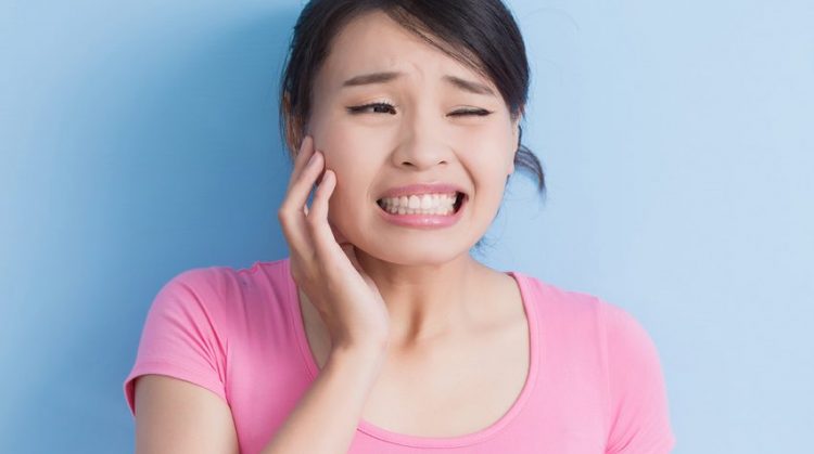 Treatment of toothache4 - درمان خانگی و طبیعی برای درد دندان