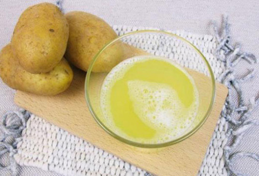 potato skin3 - مزایا شگفت آور آب سیب زمینی برای پوست و مو