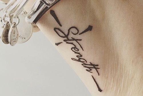 Cross Tattoos For Women e1614183222675 - مجموعه ای از زیباترین تتوها