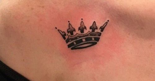 Crown Tattoo Ideas For Girls e1614184574928 - مجموعه ای از زیباترین تتوها